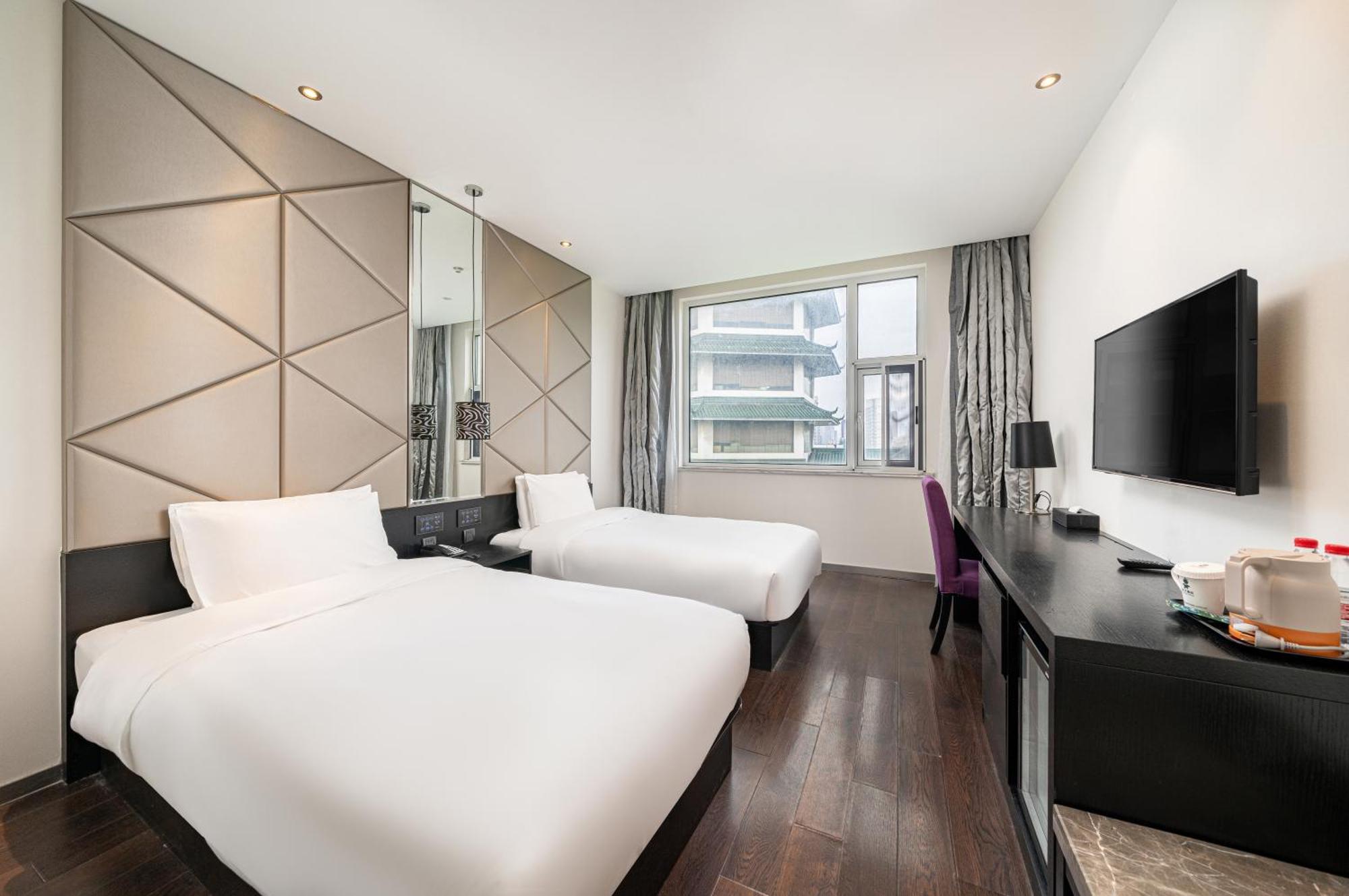 Orange Hongqiao Airport Dingbian Road Subway Station Branch - Free Hongqiao Airport & Hongqiao Train Station Shuttle Bus Hotel